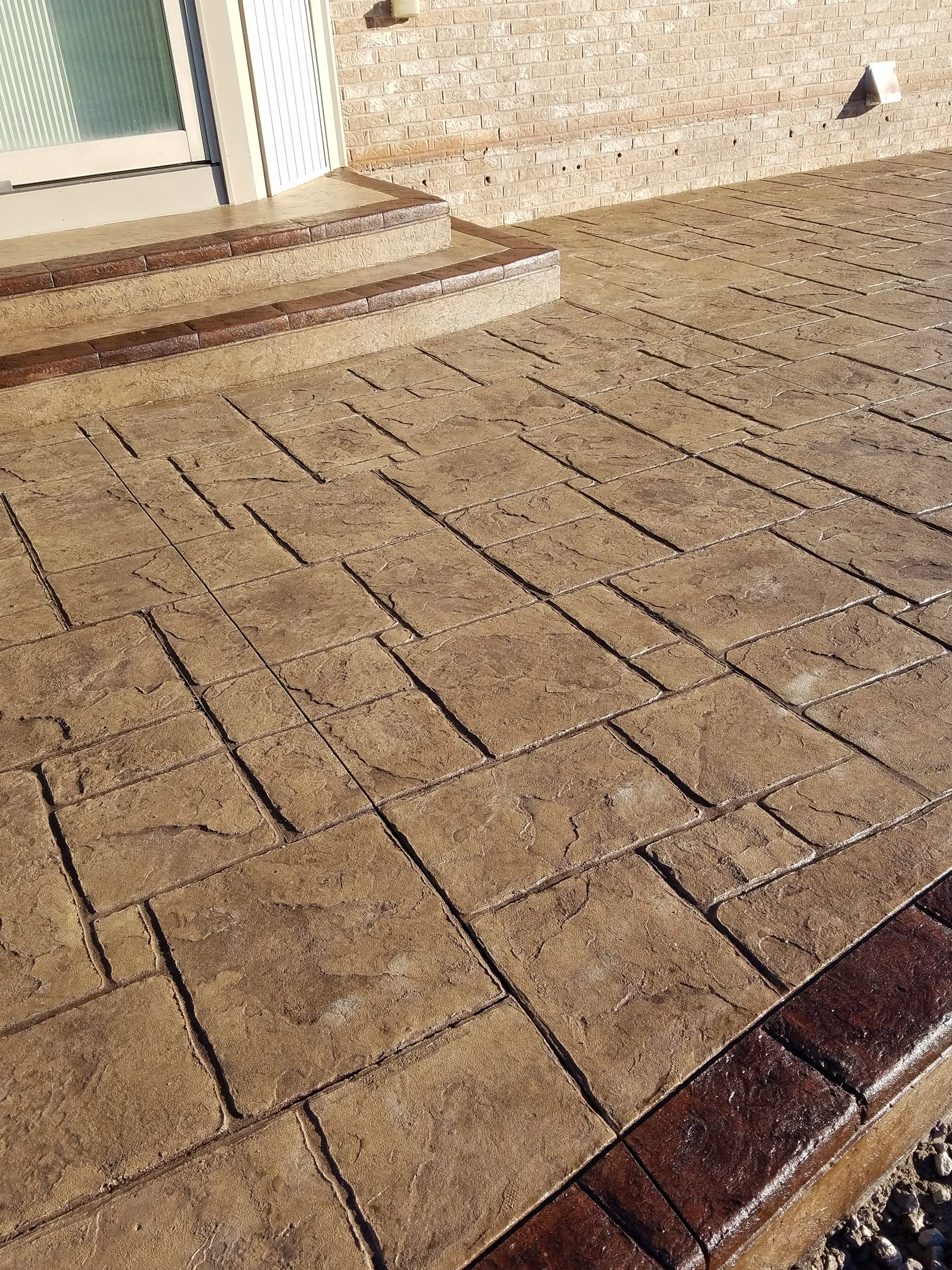 English Rivenstone Patio - Rolland Cement